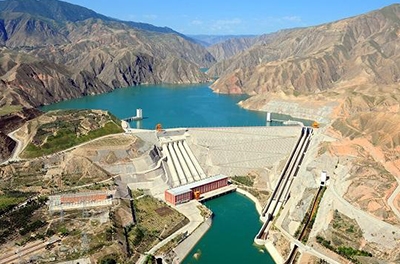 黄河水电2013年新投光伏电站10座，装机达1087MW